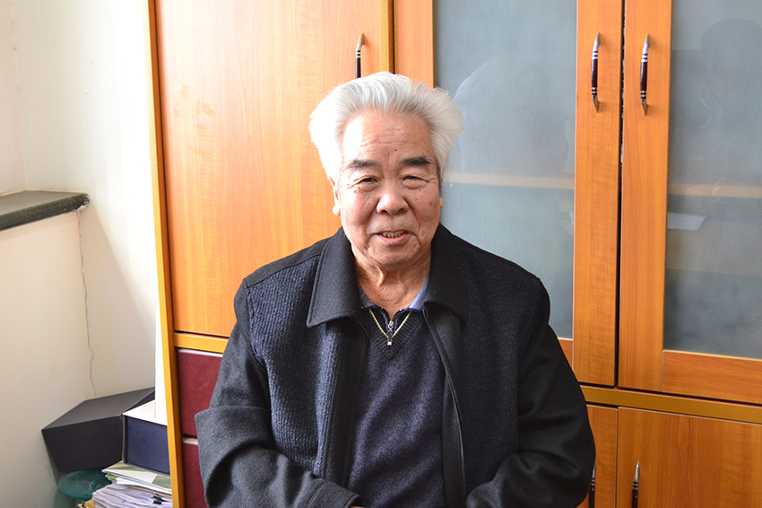 董老师 1542340456250348.jpg