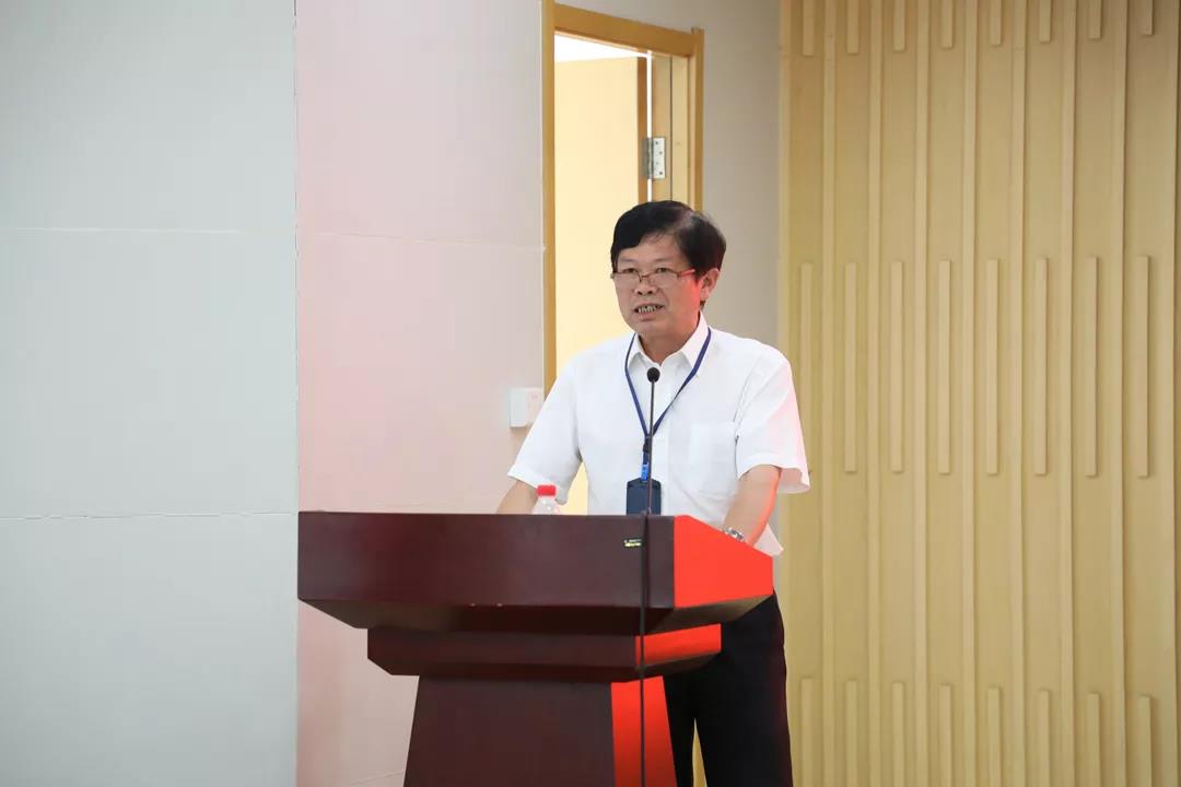 通鼎集团“联心”志愿服务队成立并授旗 通鼎集团“联心”志愿服务队成立并授旗