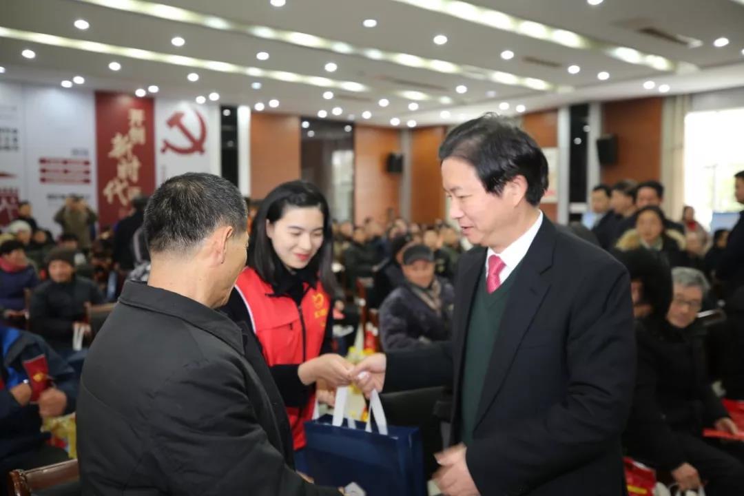 情暖江苏:通鼎集团连续7年为爱启航 情暖江苏:通鼎集团连续7年为爱启航