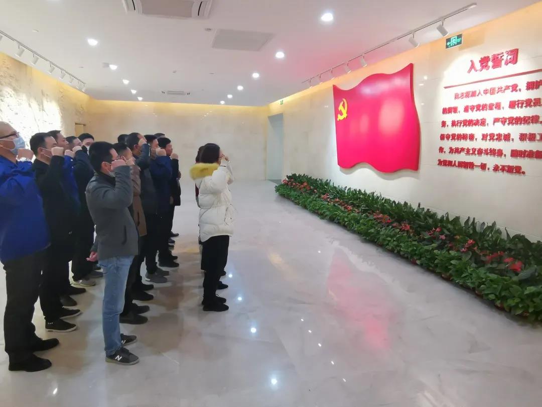 “联心”党建助燃高质量发展 ——通鼎集团将党的建设嵌入公司治理推进改革发展纪实 “联心”党建助燃高质量发展 ——通鼎集团将党的建设嵌入公司治理推进改革发展纪实